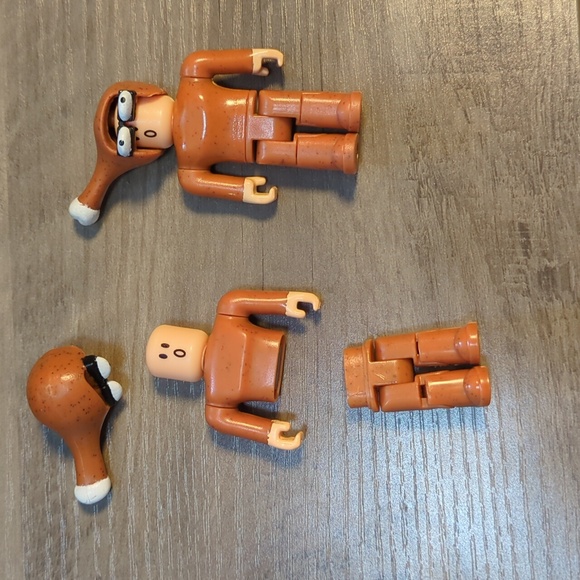 Set Of 2! Roblox Series 1 Chicken Man Minifig - Picture 6 of 6